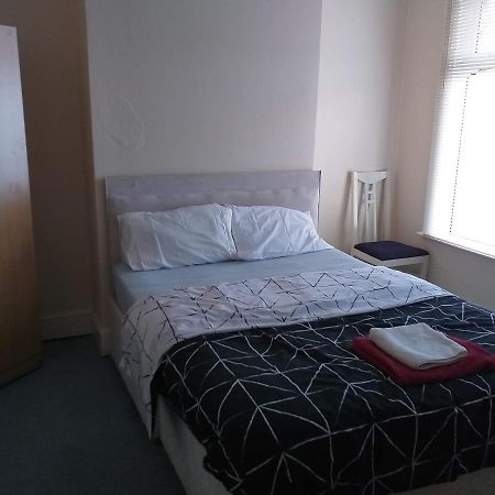 Bed and Breakfast Priestfield House Medway Gillingham  Exterior foto